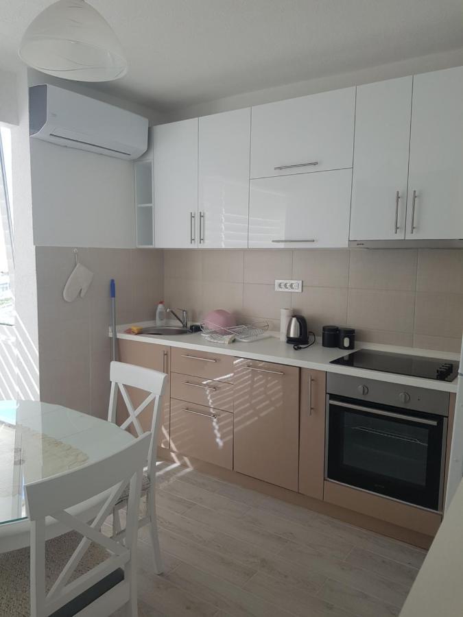 Petra Apartment Биела Екстериор снимка